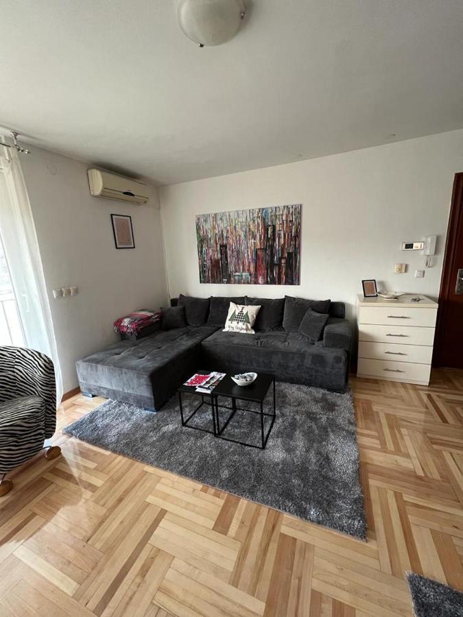 Apartman West - Private Parking Place Zagreb Exterior photo